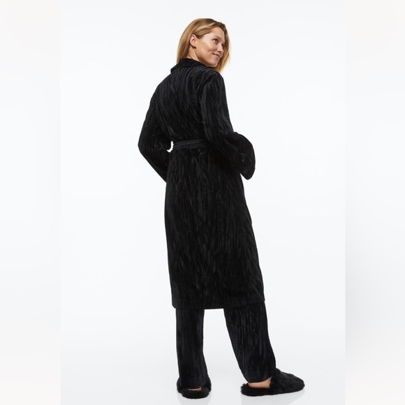 H&M Velour Dressing Gown/ Robe - Picture 3 of 6